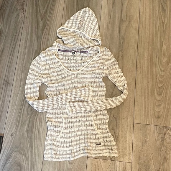 Roxy lightweight Sweater, Size S - Picture 3 of 5